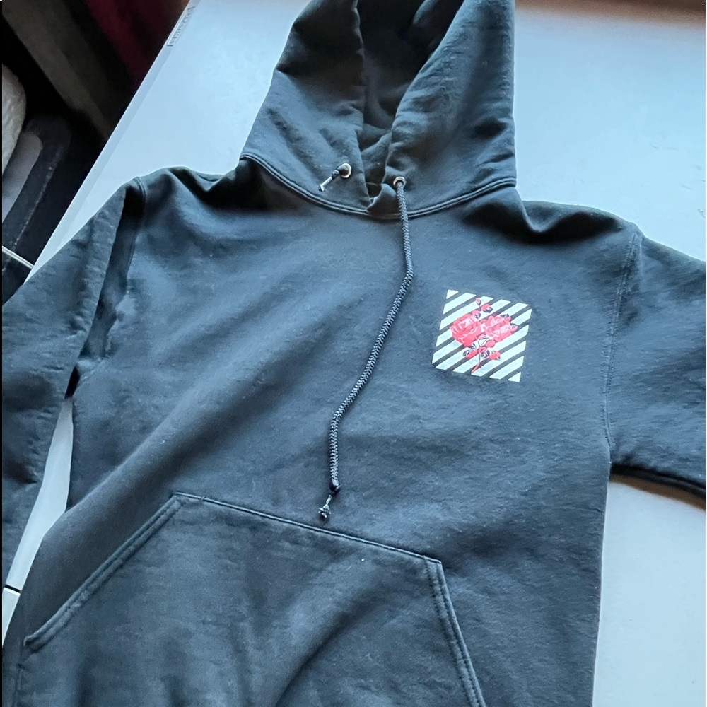 Artist union hoodie color (black)